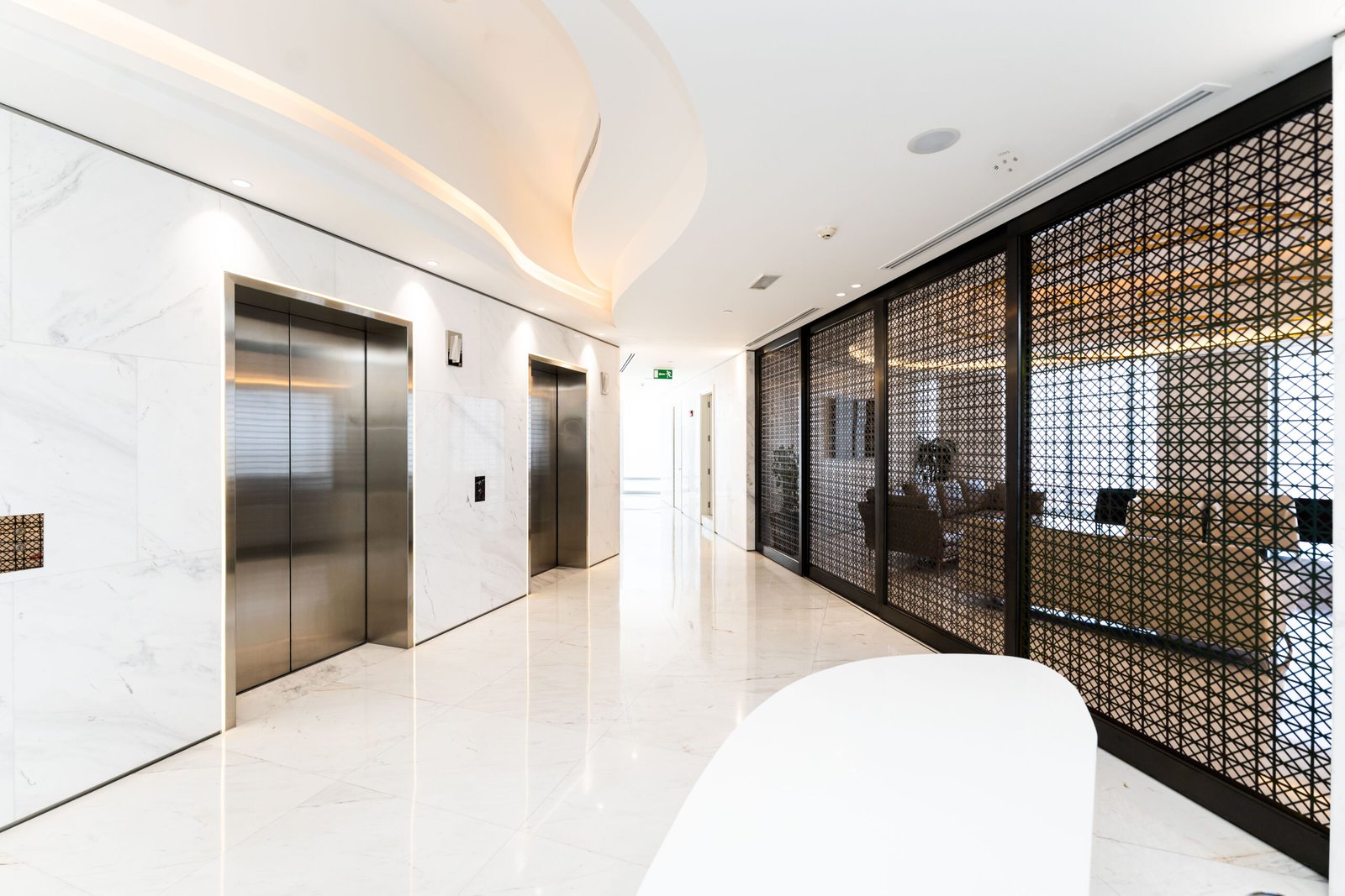 Burj Khalifa still — Lobby