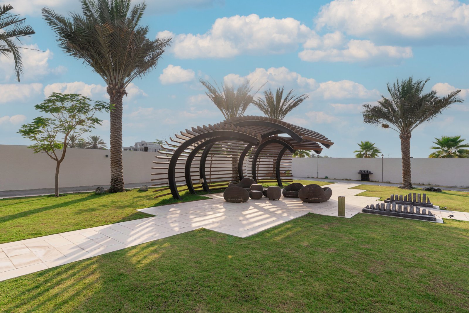 Arabian Ranches still — Garden